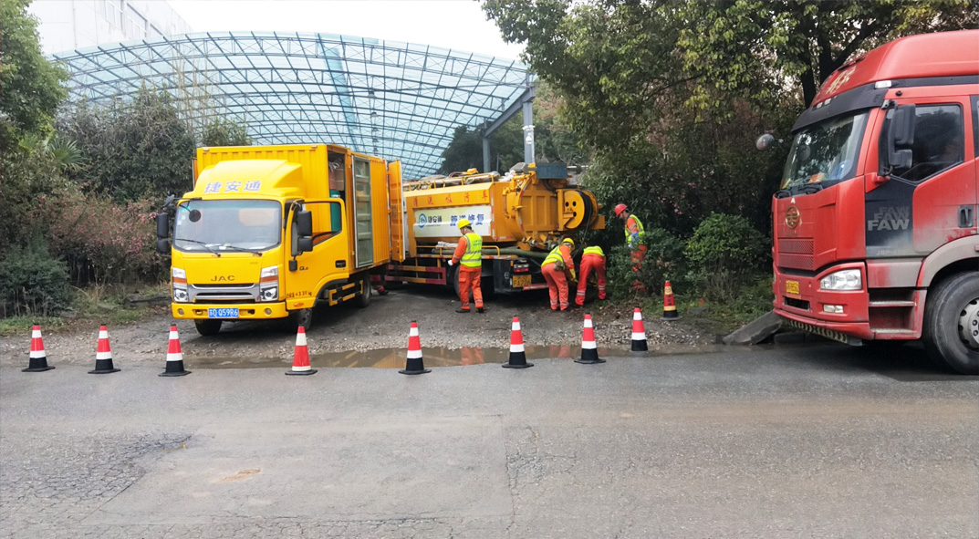 思礼镇成区雨污水管网“四位一体”检测疏通项目